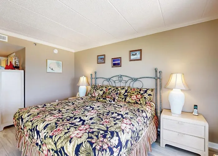 Holiday home Waikiki 402